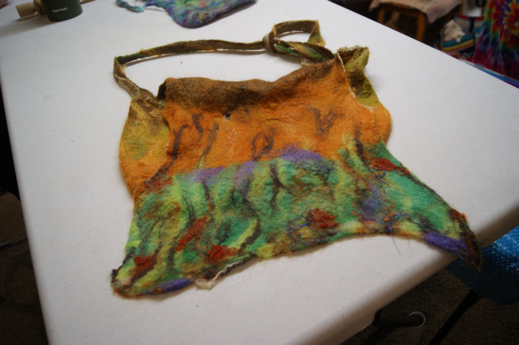 Nuno felting class - seamless handbag