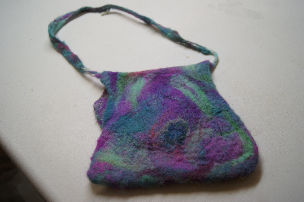 Nuno felting class - seamless handbag