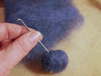 standard felting needle designed to fit into industrial needle felting looms.